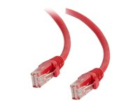 C2G Cat5e Booted Unshielded (UTP) Network Patch Cable - Kytkentäkaapeli - RJ-45 (uros) to RJ-45 (uros) - 50 cm - UTP - CAT 5e - valettu, piikitön, säikeinen - punainen 83220